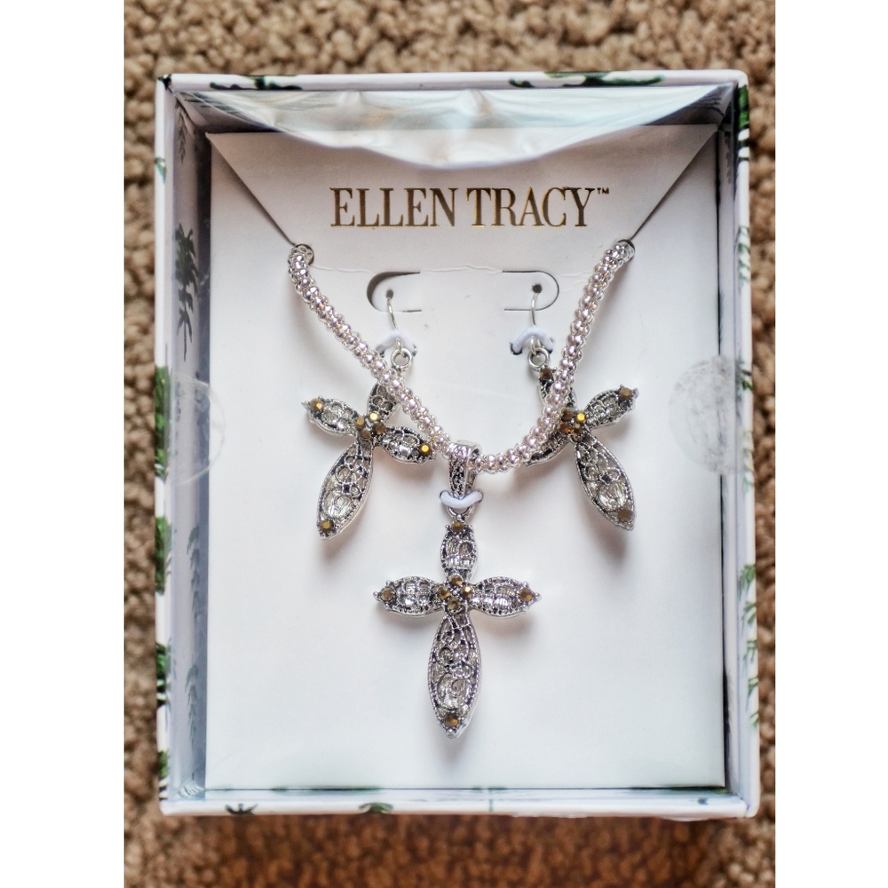 Ellen Tracy Fashion Jewelry Silver Cross DesignNEW